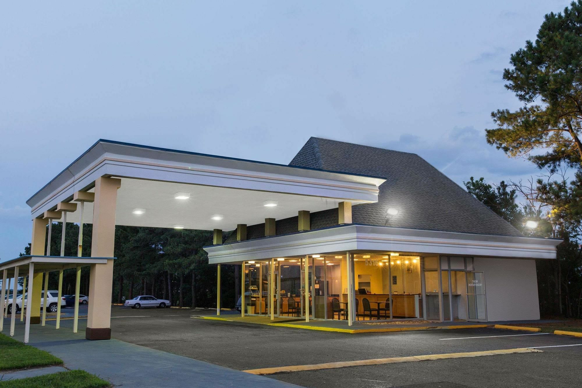 Garden Inn Fredricksburg South Fredericksburg Buitenkant foto